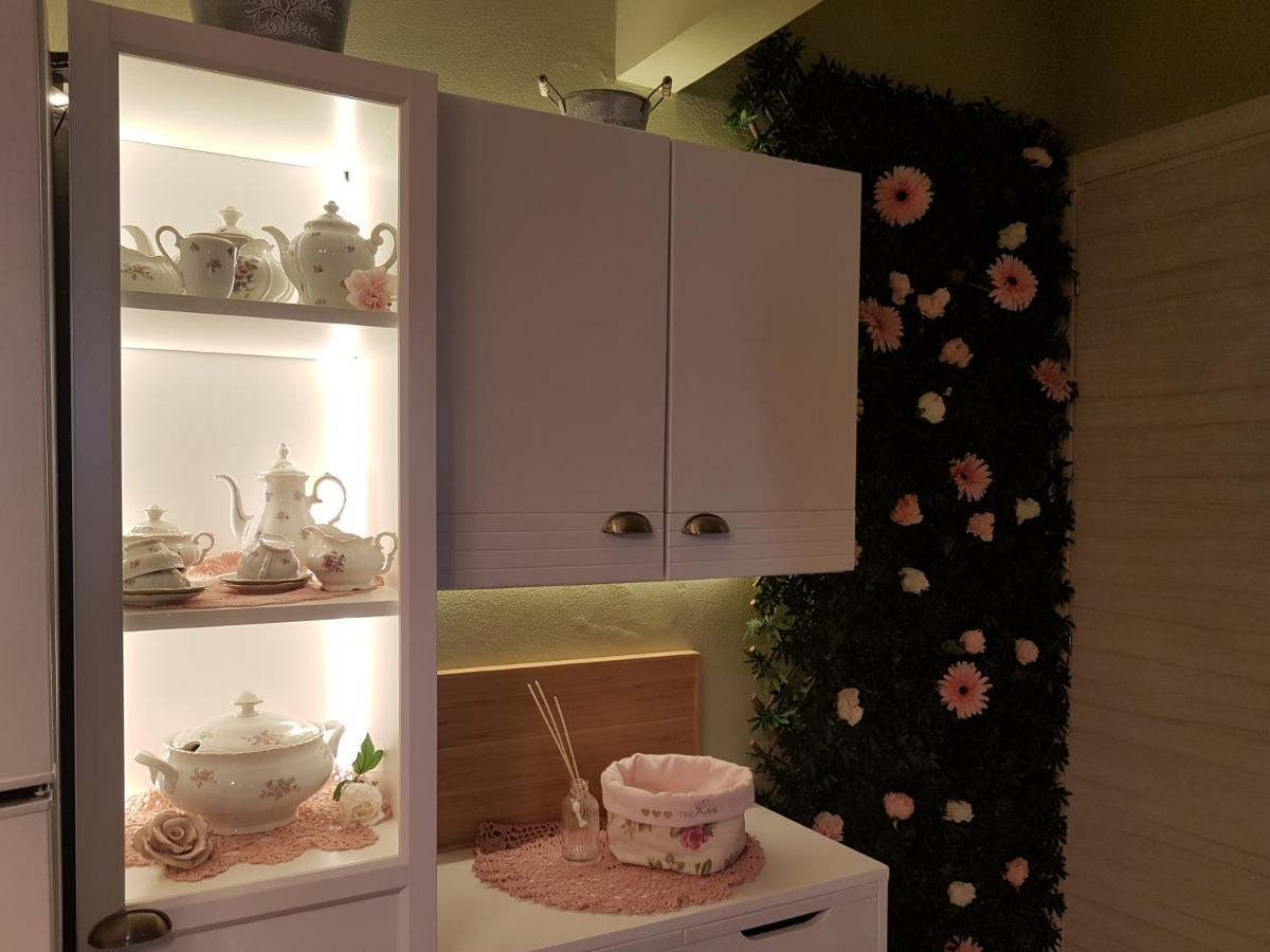 The Roses - Delizioso attico su 2 livelli zona Palacongressi Rimini Esterno foto